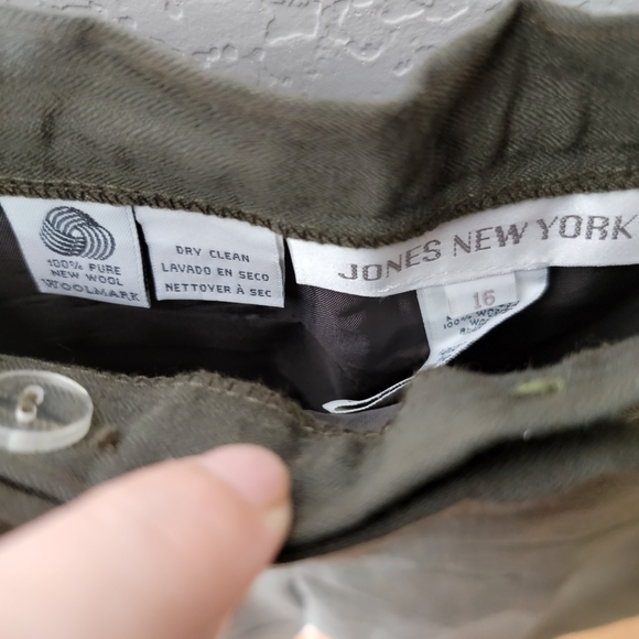 Jones New York Dark Olive 100% Wool Trouser Pants - Picture 3 of 6
